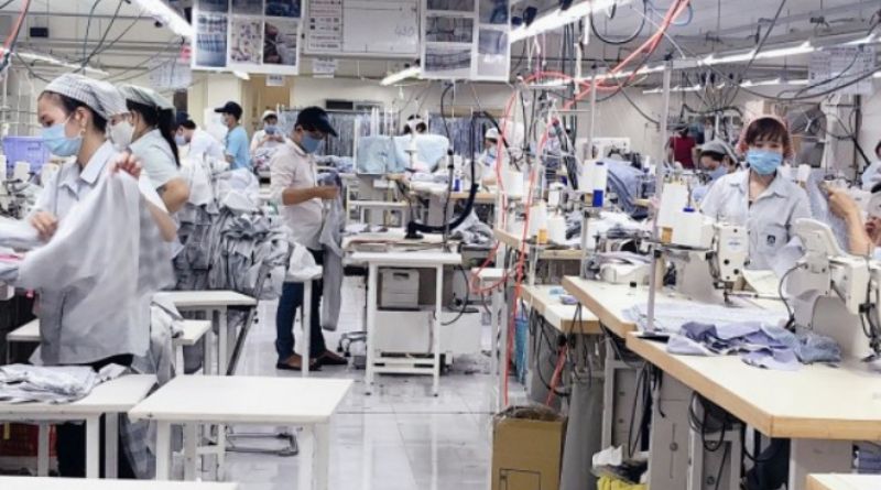 Giải Pháp Làm Mát Nhà Xưởng Lớn Hơn 1000m²